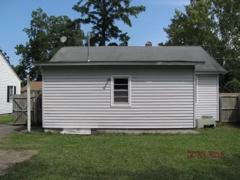 341 E 13th St, Washington, NC 27889 photo 6