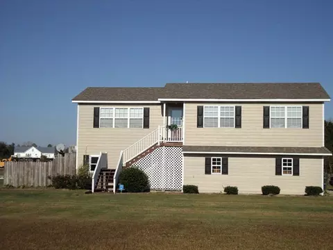 490 Bay Lake Dr, Chocowinity, NC 27817 photo 1