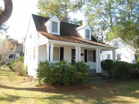 215 E 11th St, Washington, NC 27889 photo 1