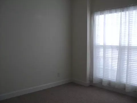 247 Eureka Ave, Washington, NC 27889 photo 8