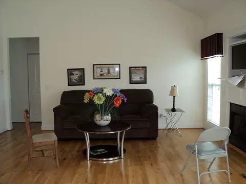 247 Eureka Ave, Washington, NC 27889 photo 4