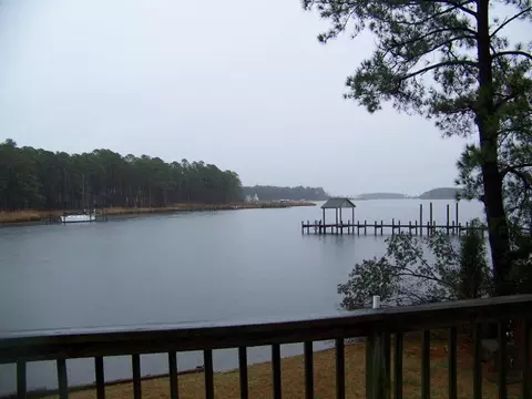 81 Widgeon Dr, Bath, NC 27808 photo 2