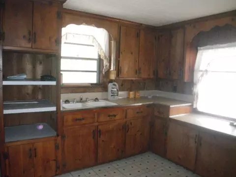 613 Slatestone Rd, Washington, NC 27889 photo 3