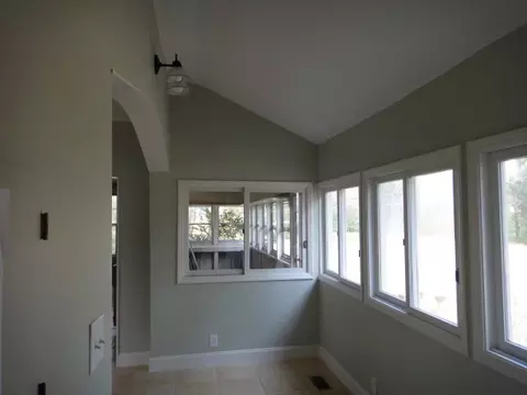 602 E 5th St, Washington, NC 27889 photo 7