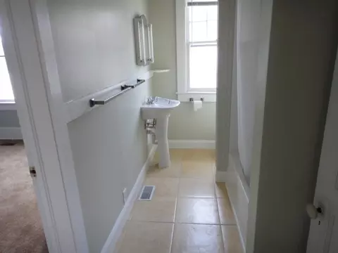 602 E 5th St, Washington, NC 27889 photo 8