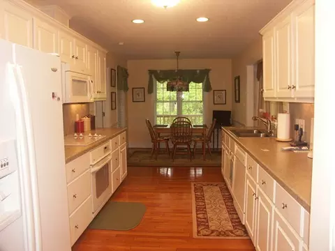 100 Perquimans Dr, Chocowinity, NC 27817 photo 6
