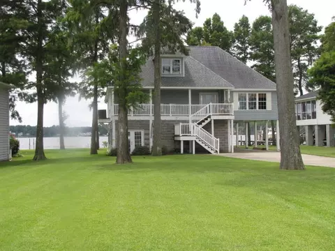 57 W Bayside Shores Dr, Chocowinity, NC 27817 photo 1