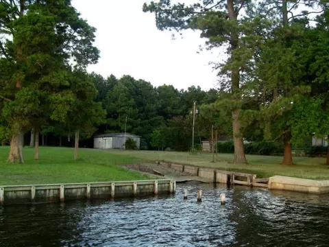 169 Robert Cox Rd, Bath, NC 27808 photo 4