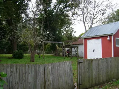 523 E 2nd St, Washington, NC 27889 photo 18