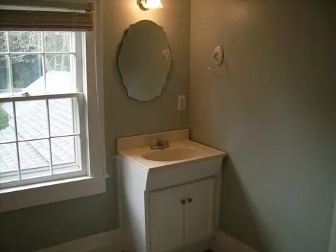 523 E 2nd St, Washington, NC 27889 photo 15