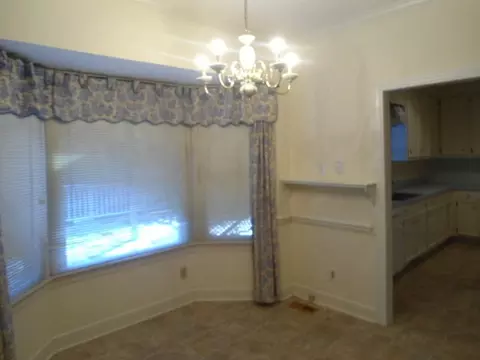 205 Thomas Pl, Washington, NC 27889 photo 4