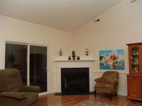 205 Fairview Ln, Chocowinity, NC 27817 photo 3