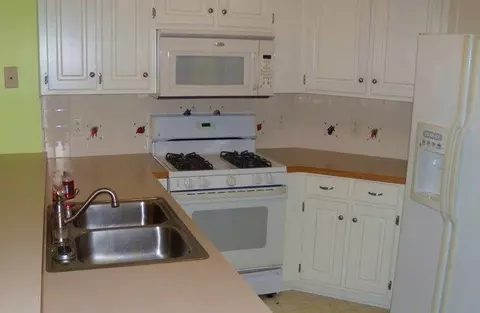 204 Harbour View Dr, Chocowinity, NC 27817 photo 2