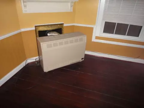 227 E 2nd St, Washington, NC 27889 photo 11