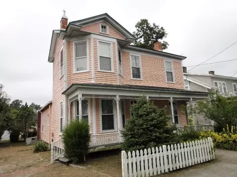 227 E 2nd St, Washington, NC 27889 photo 1