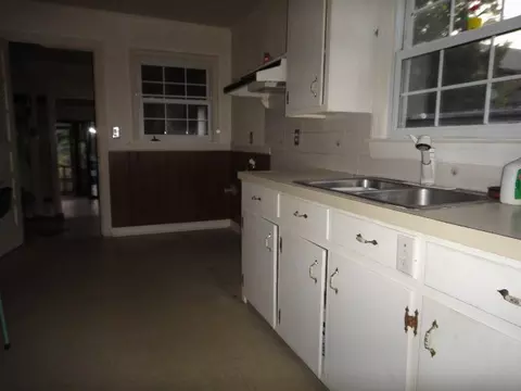 227 E 2nd St, Washington, NC 27889 photo 7