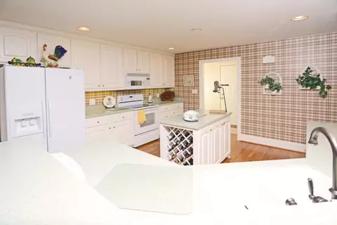 211 Ashley Ln, Chocowinity, NC 27817 photo 9