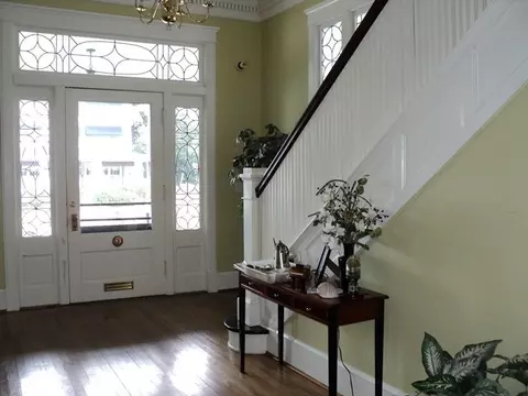 144 E Main St, Washington, NC 27889 photo 2