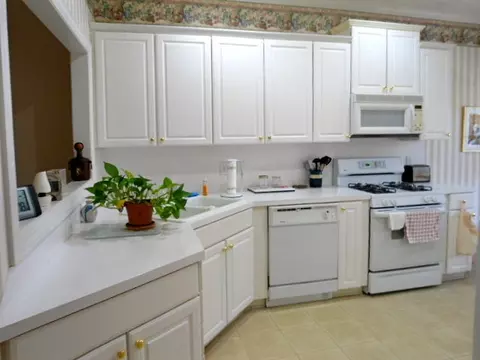 203 Willows Ct, Washington, NC 27889 photo 3