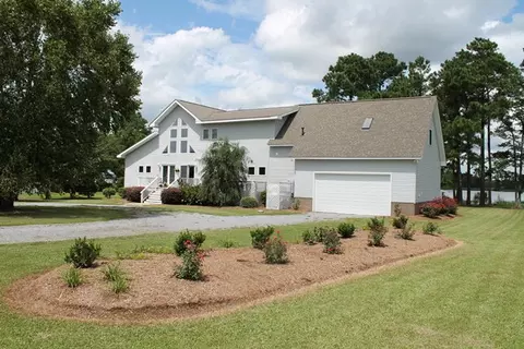 185 Chad Loop, Belhaven, NC 27810 photo 2