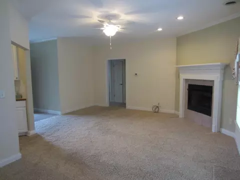 206 Willows Ct, Washington, NC 27889 photo 6