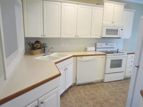 206 Willows Ct, Washington, NC 27889 photo 3
