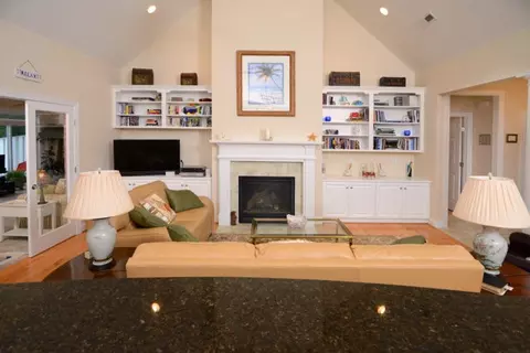 844 Treasure Pointe Dr, Bath, NC 27808 photo 9