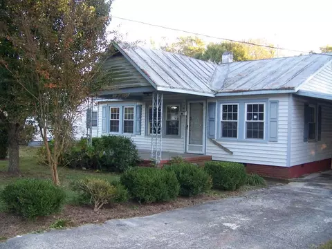 711 E 8th St, Washington, NC 27889 photo 1