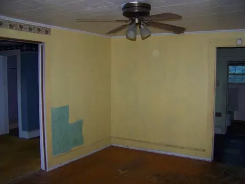 711 E 8th St, Washington, NC 27889 photo 3