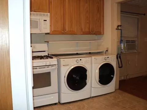 716 E 8th St, Washington, NC 27889 photo 4