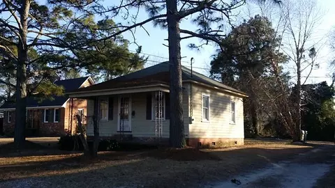 207 E 12th St, Washington, NC 27889 photo 1