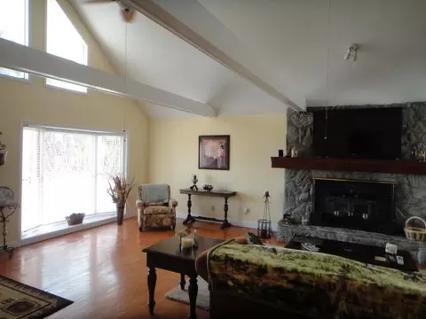 137 Delia Wallace Rd, Bath, NC 27808 photo 3