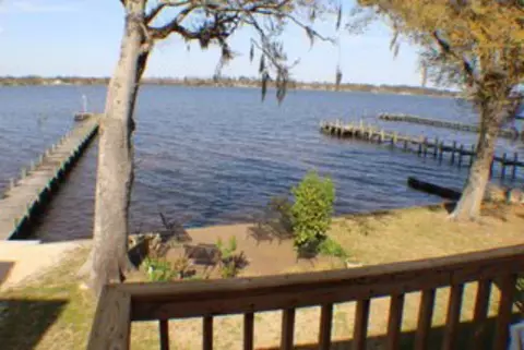 135 Portside Dr, Chocowinity, NC 27817 photo 9