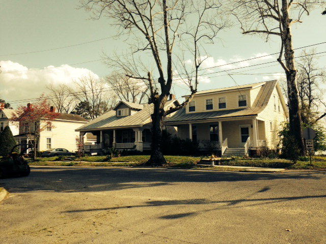 704 E Main St, Washington, NC 27889 photo 4