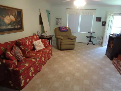 737 E Main St, Belhaven, NC 27810 photo 9