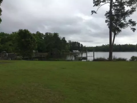 883 Treasure Pointe Dr, Bath, NC 27808 photo 8