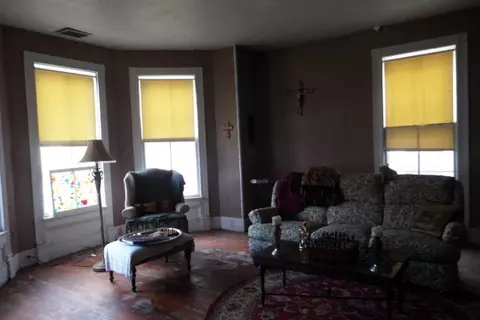 231 E Main St, Washington, NC 27889 photo 7