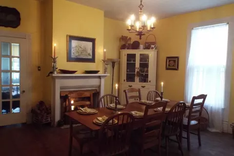 231 E Main St, Washington, NC 27889 photo 3