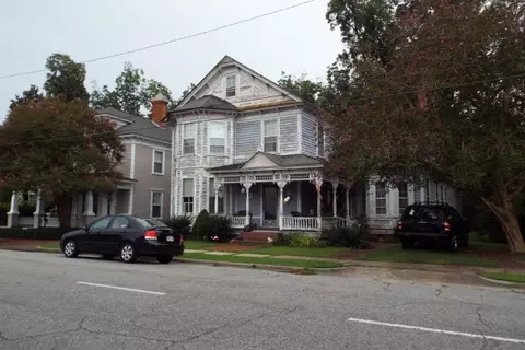 231 E Main St, Washington, NC 27889 photo 1