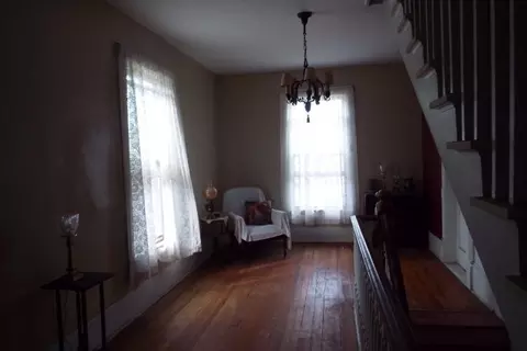 231 E Main St, Washington, NC 27889 photo 14