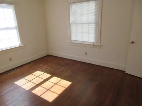111 E 15th St, Washington, NC 27889 photo 5