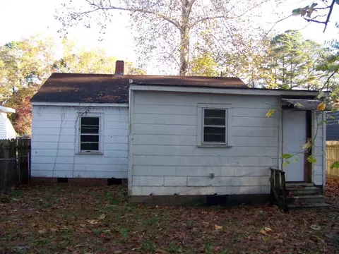321 E 11th St, Washington, NC 27889 photo 2