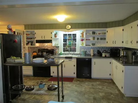 409 E Main St, Washington, NC 27889 photo 16