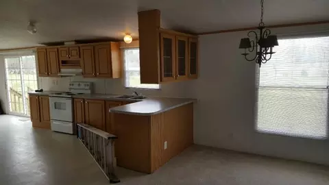 420 Mary St, Chocowinity, NC 27817 photo 2