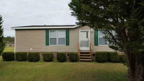 420 Mary St, Chocowinity, NC 27817 photo 1
