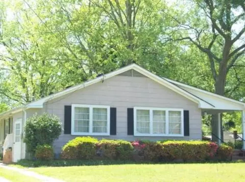 307 E 12th St, Washington, NC 27889 photo 1