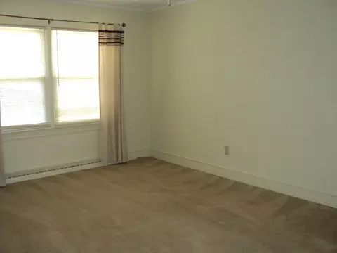 307 E 12th St, Washington, NC 27889 photo 2