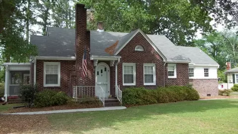 310 E 12th St, Washington, NC 27889 photo 1