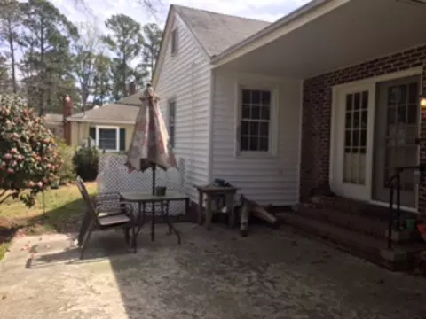 310 E 12th St, Washington, NC 27889 photo 8