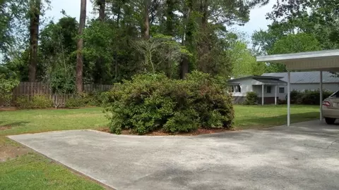 310 E 12th St, Washington, NC 27889 photo 3